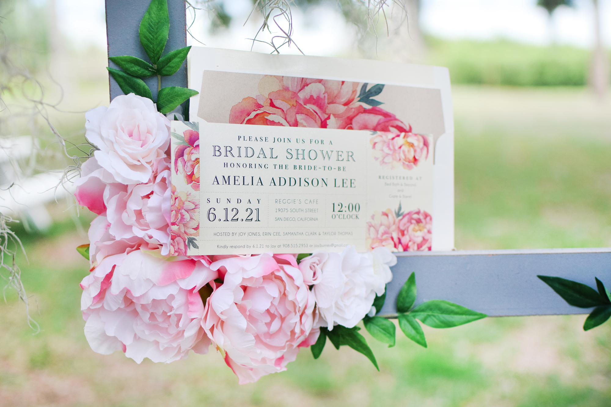 DIY Bridal Shower Floral Photo Booth Frame